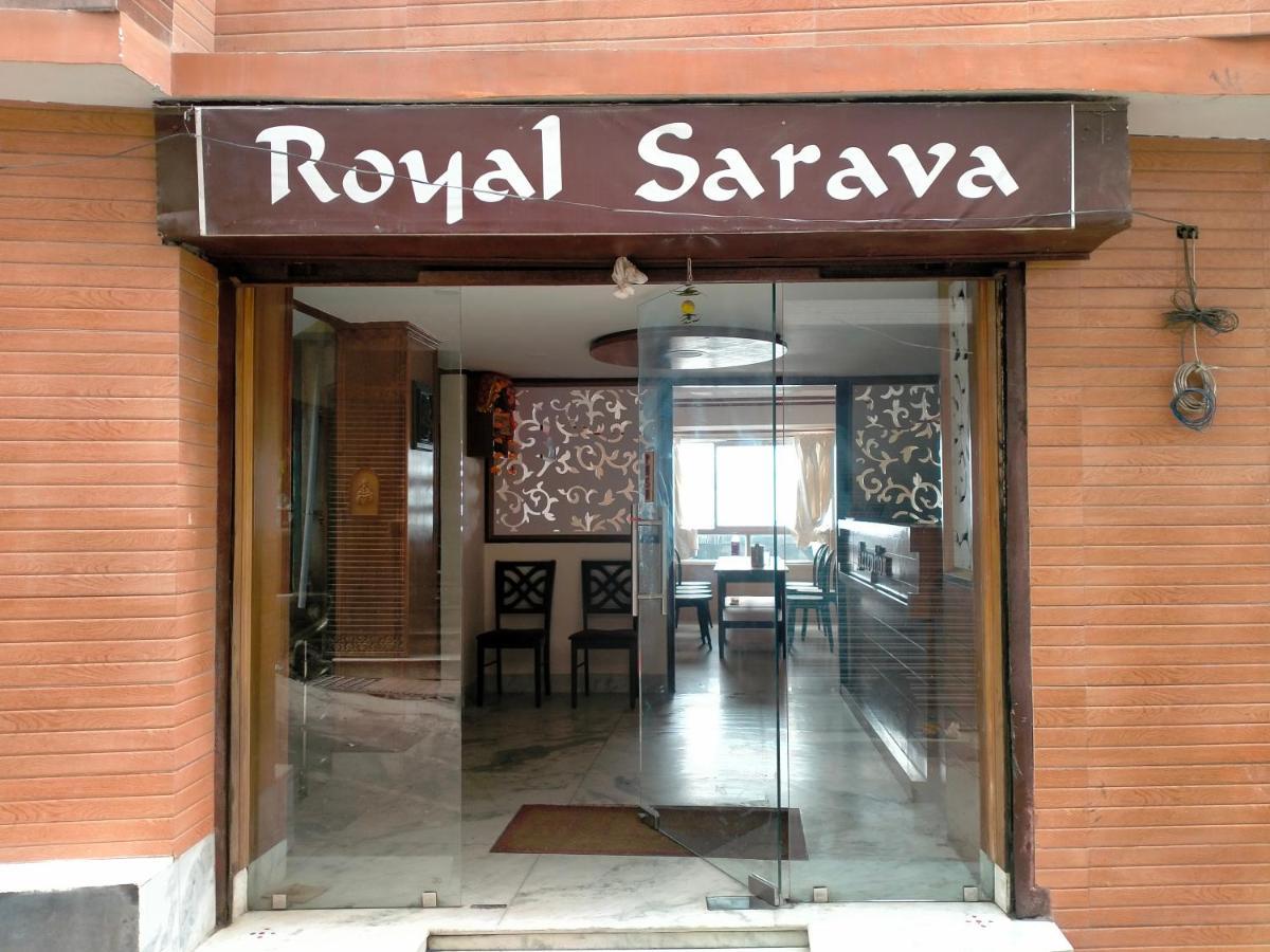 Oyo 12370 Royal Sarava Hotel Darjeeling  Buitenkant foto